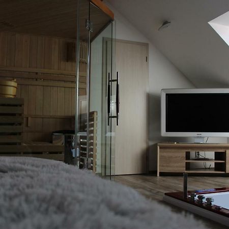 Romanticky Wellness Suite Hotel Heinz Dobris Zewnętrze zdjęcie