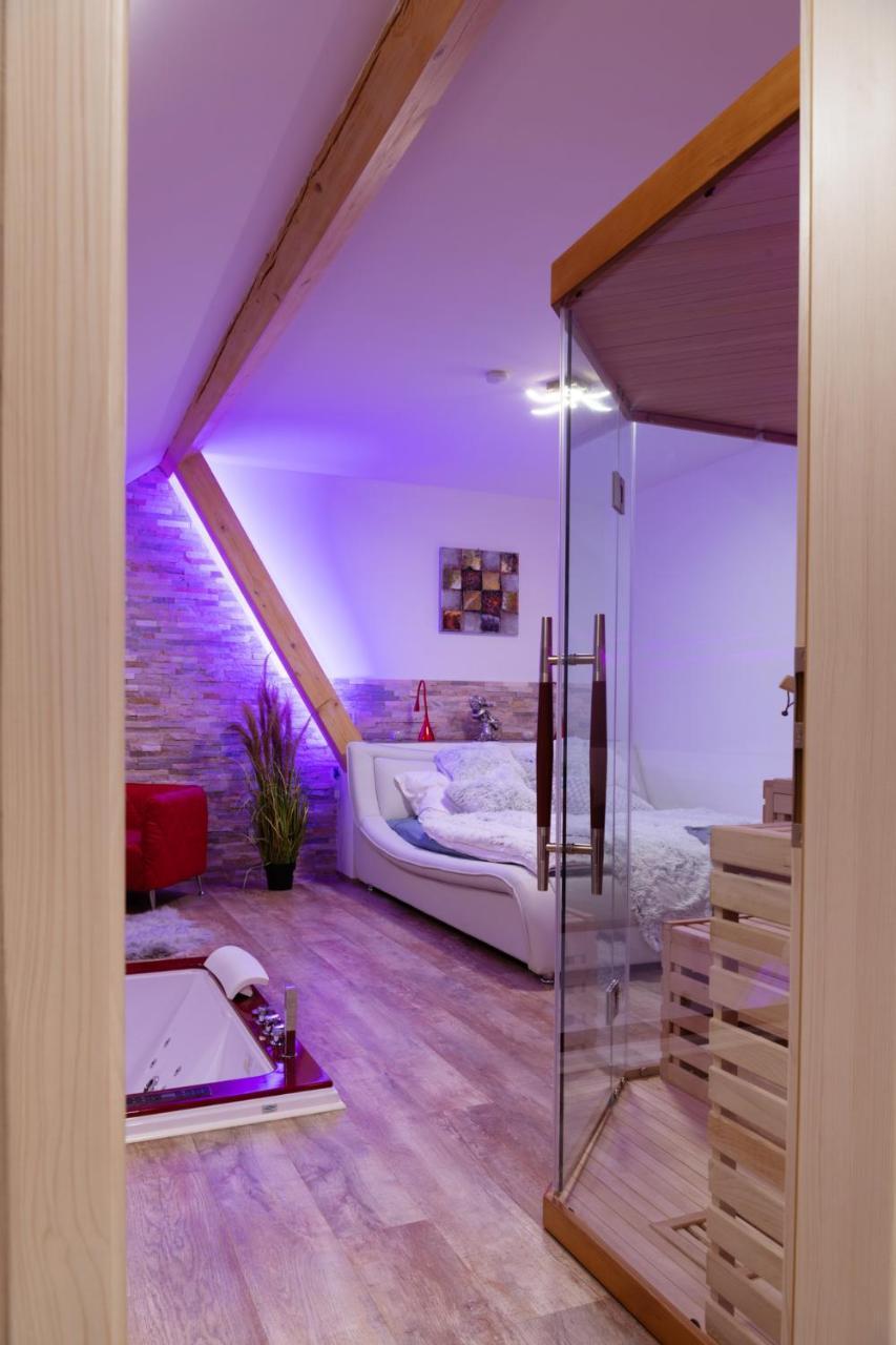 Romanticky Wellness Suite Hotel Heinz Dobris Zewnętrze zdjęcie