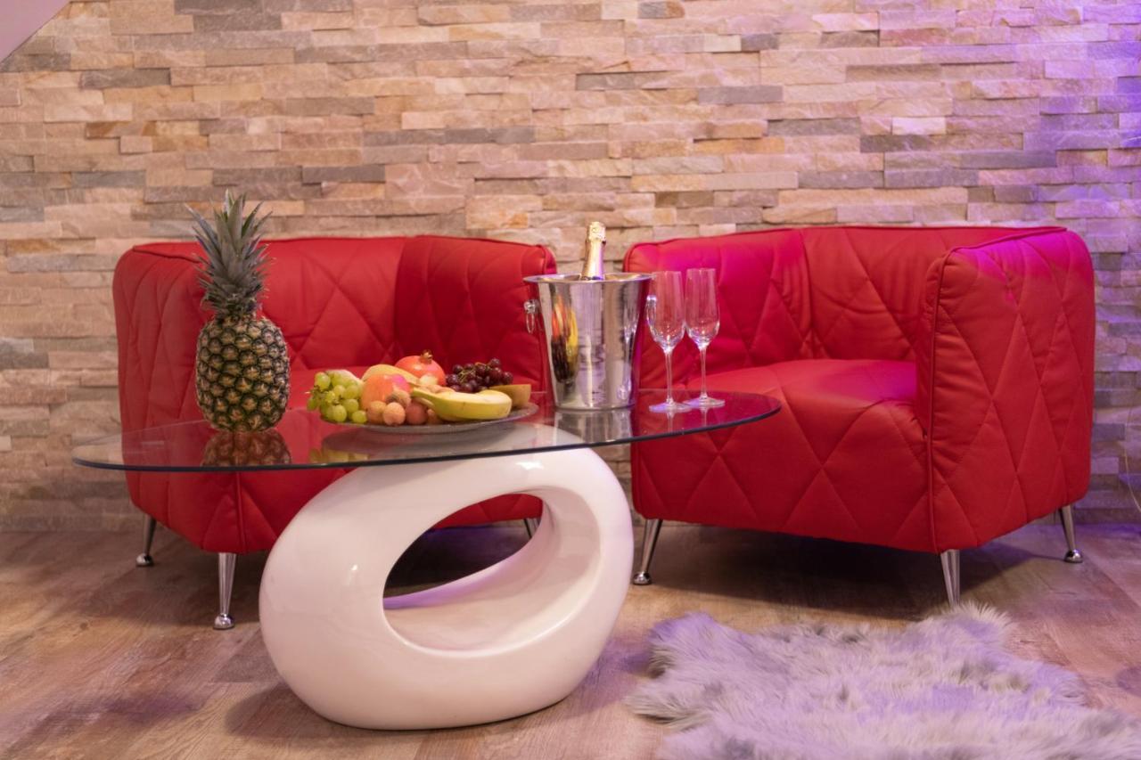 Romanticky Wellness Suite Hotel Heinz Dobris Zewnętrze zdjęcie