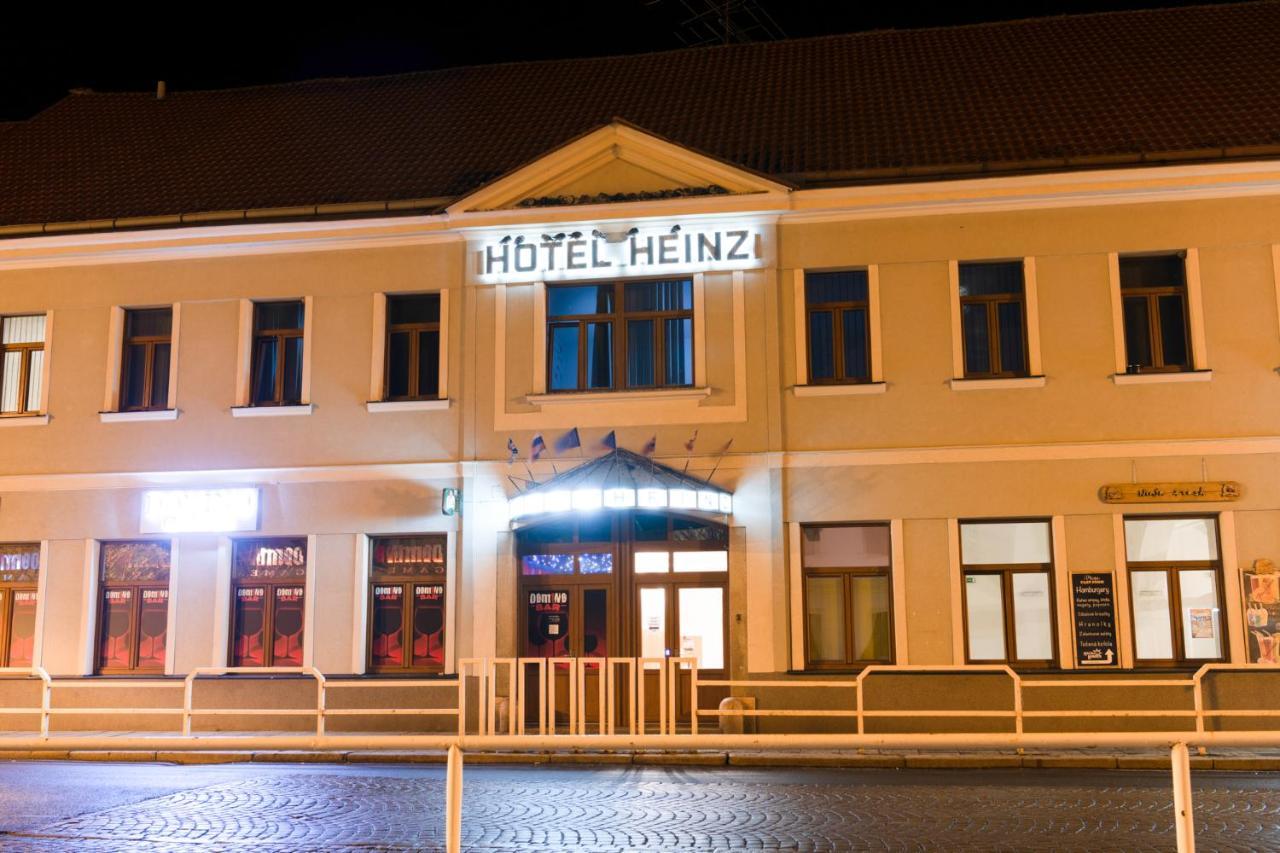 Romanticky Wellness Suite Hotel Heinz Dobris Zewnętrze zdjęcie