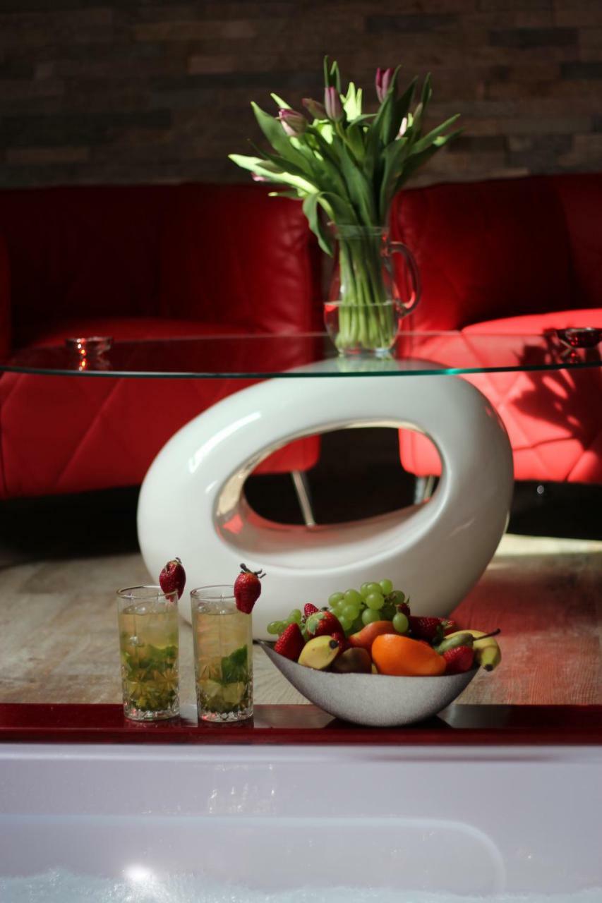 Romanticky Wellness Suite Hotel Heinz Dobris Zewnętrze zdjęcie